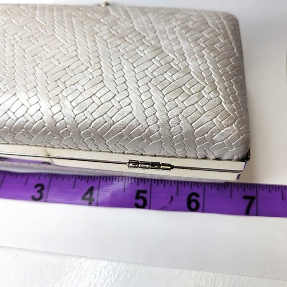 Elegant White Cream Evening Clutch Purse Cocktail Purse Wedding Evening Purse - Picture 5 of 12